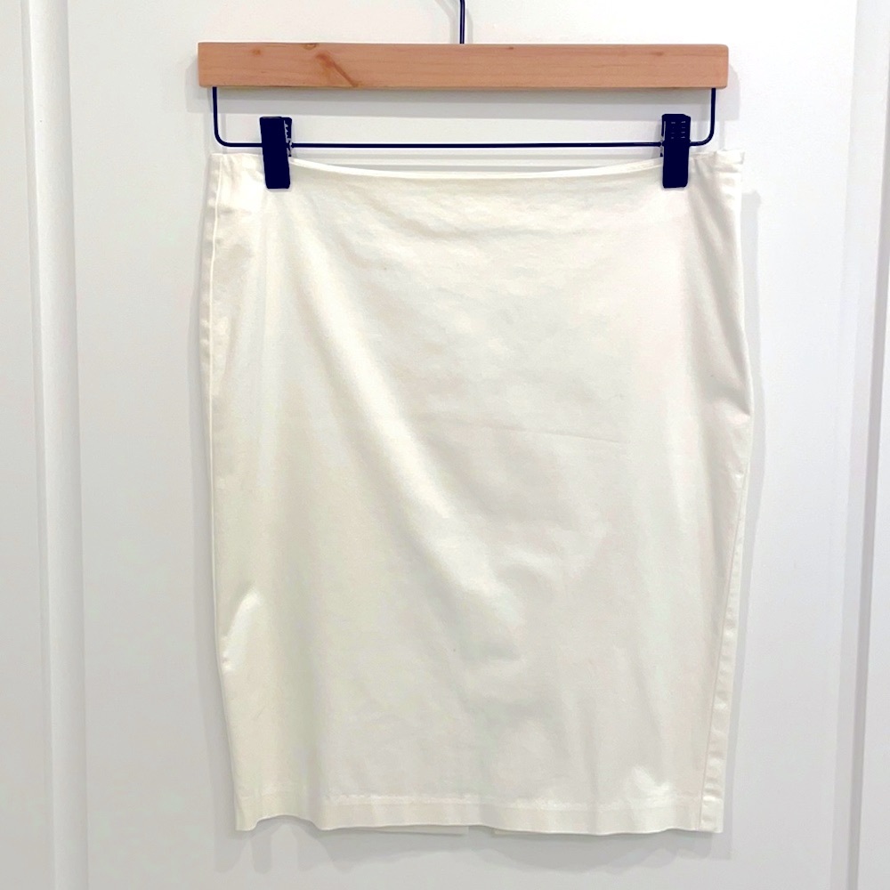 United colors of Benetton white pencil skirt